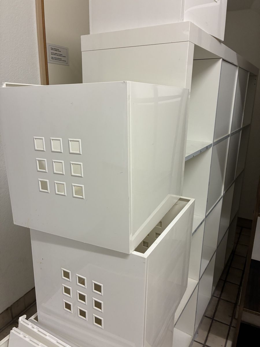 Ikea Scaffali: Regal 16 Felder 2 Glass – Usato da Zürich venduto da ani_8jg5 7