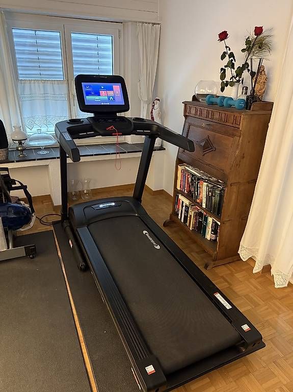 CardioStrong Hometrainer: Cardiostrong TX90 Laufband – Usato da Geroldswil venduto da mimilika
