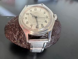Vintage URECH Armbanduhr, Handaufzug **Sammlerstück**