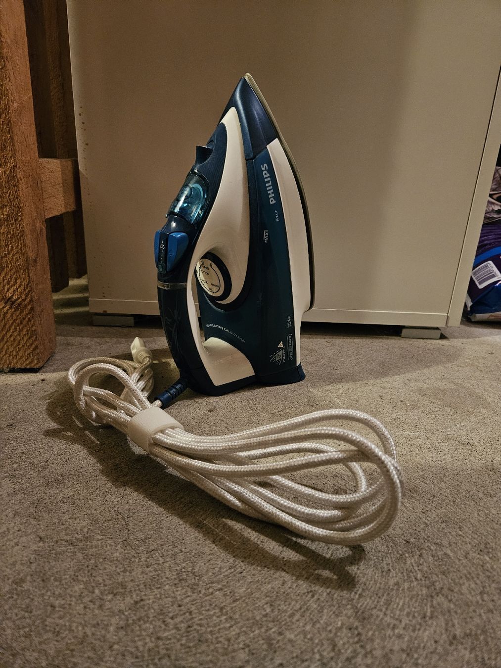 Philips Bügeleisen: Bügeleisen von Philips – Gebraucht aus Wetzikon ZH von ele_y67f