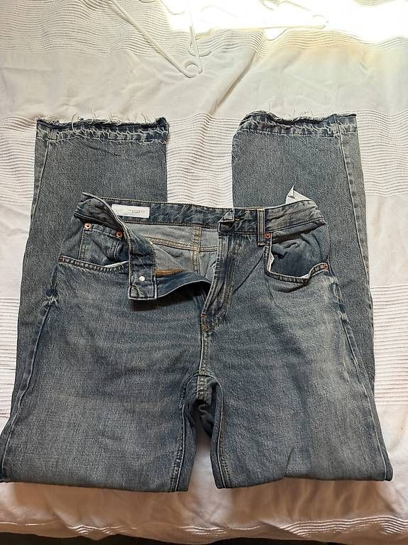 Jeans: Zara Flared Jeans  – Usato da Geuensee venduto da mar_ld75 3