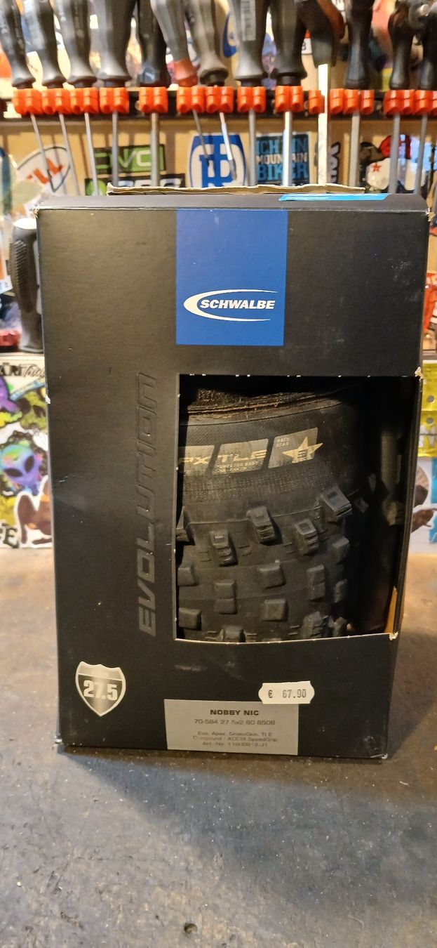 Ersatzteile: Schwalbe 27.5x2.8 MTB Reifen – Gebraucht aus Adliswil von trujillo01