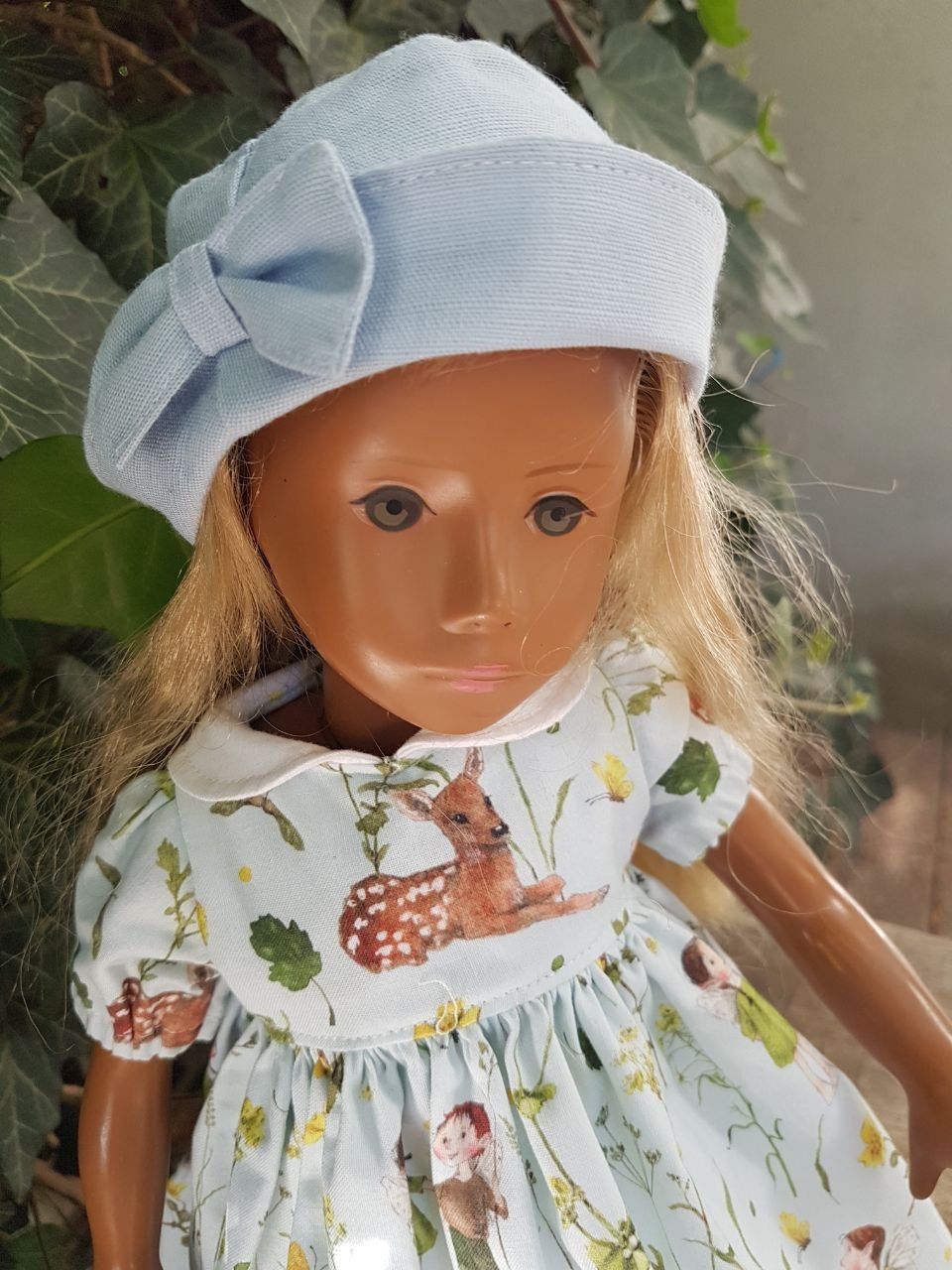 Bambole: Sasha-Puppen-Kleider – Nuovo e nell'imballaggio originale da Stallikon venduto da Remesibelu