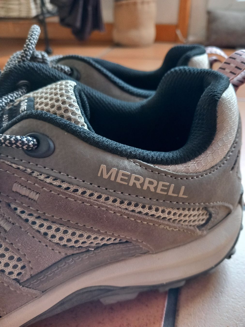 Merrell Scarpe da uomo: Merrell 40 – Nuovo (secondo la descrizione) da La Chaux-de-Fonds venduto da Uyuni 2