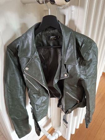 Kunstlederjacke Only, wie neu