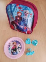Set La Reine des Neiges: Sac à dos, assiette et moules!