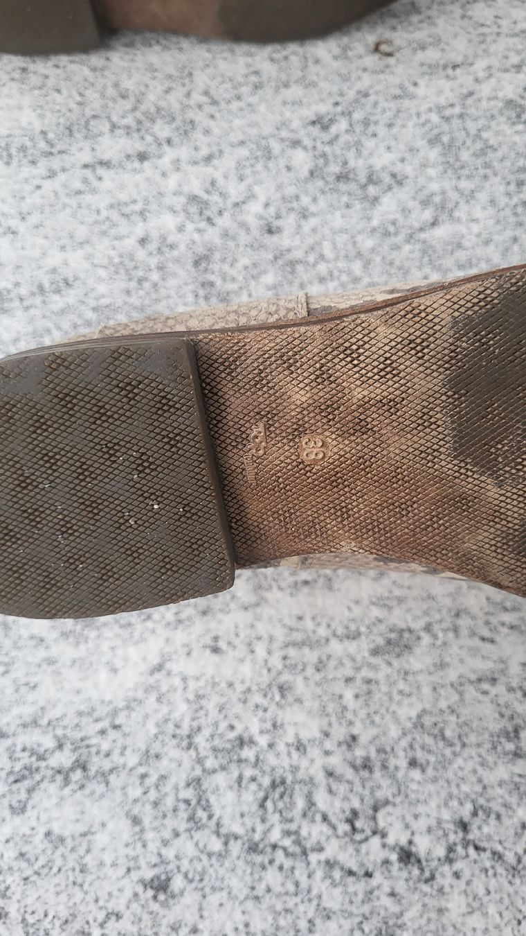 Scarpe da donna: Stiefeletten, Chelsea echt Leder Gr.38 – Usato da Muttenz venduto da Igma 3
