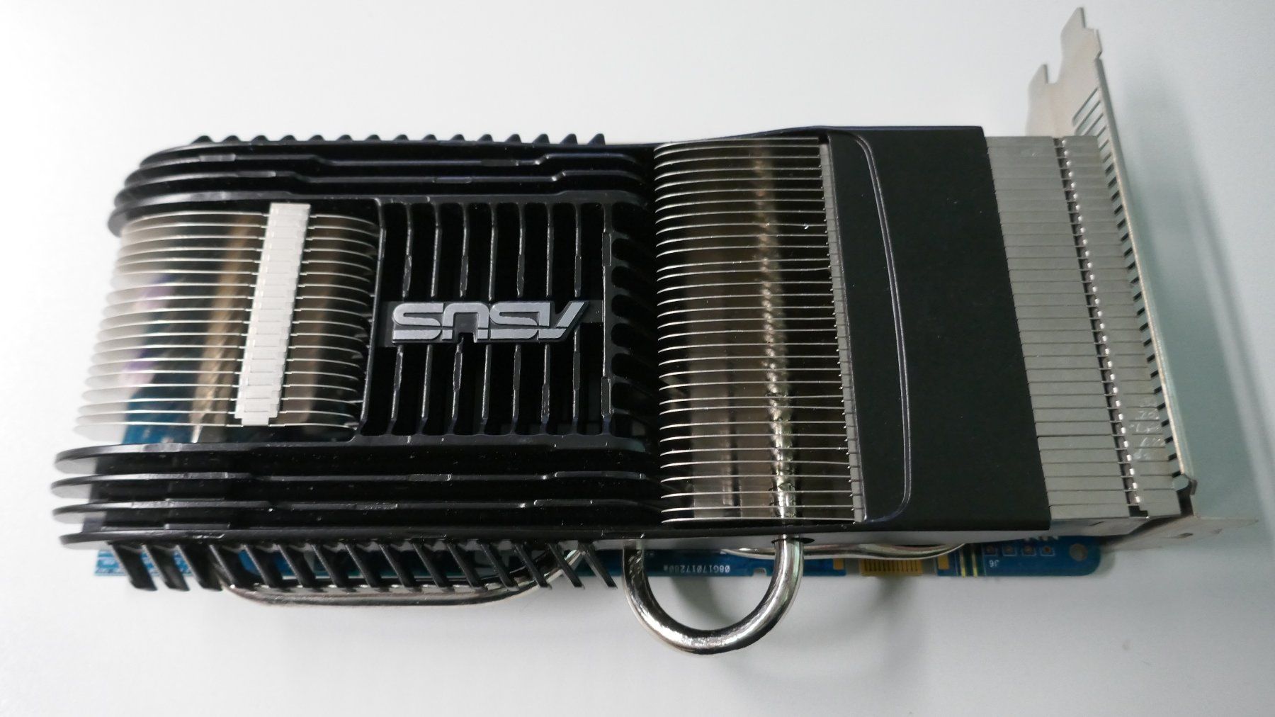Asus Schede grafiche: Asus GT9600 Silent – Usato da Wenslingen venduto da FairlightCMI 1