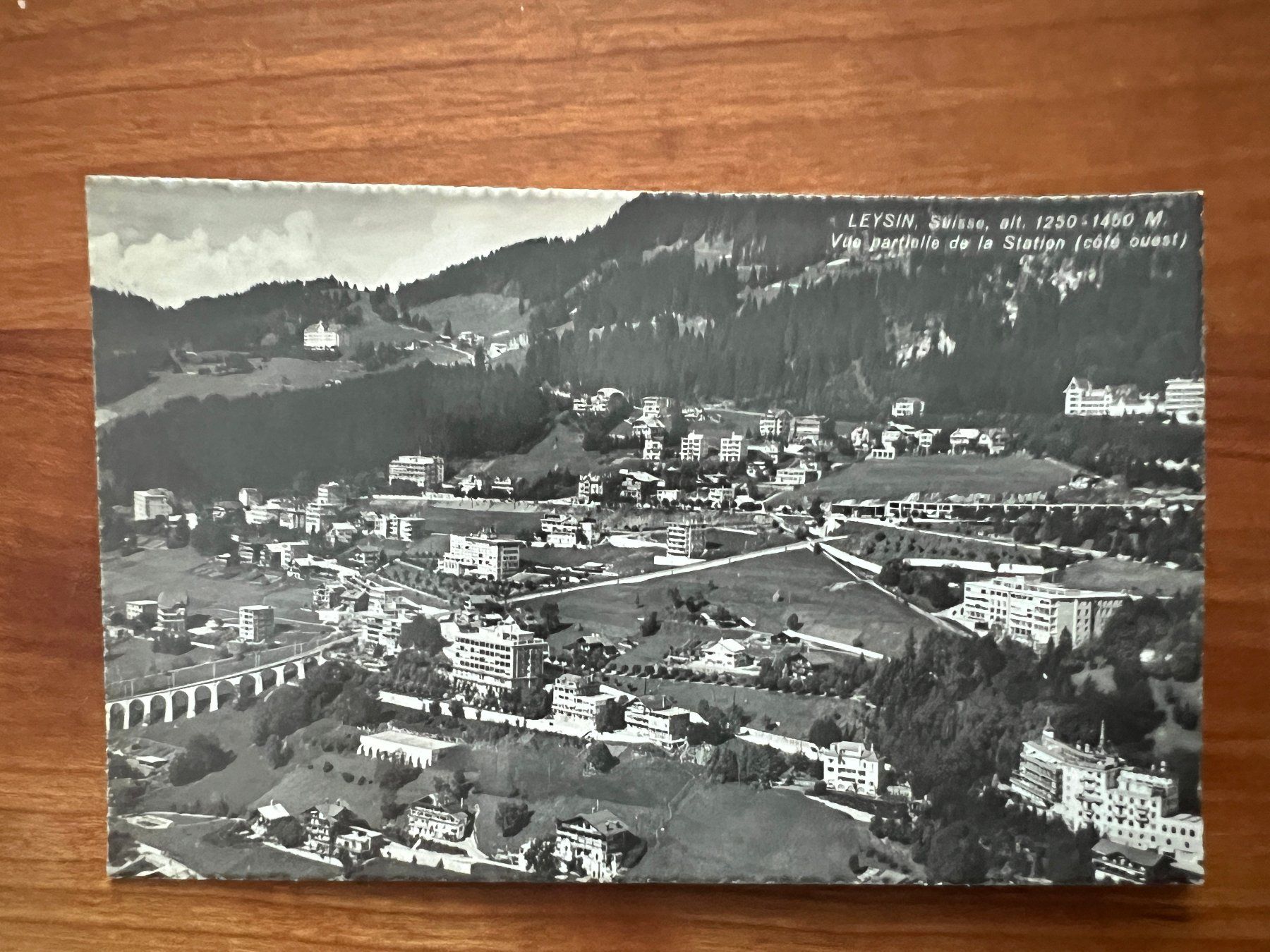 Cartoline postali: AK 1946  Leysin  (G2804) – Usato da Hinwil venduto da Sidi4
