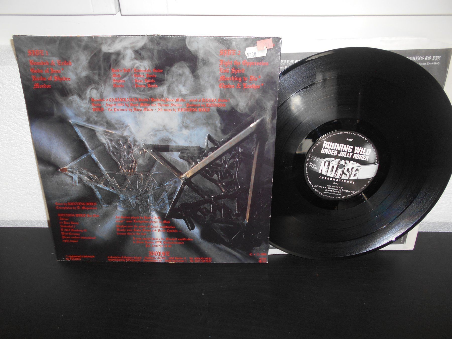 Dischi in vinile: Running Wild – Branded And Exiled / 1985 – Usato da Aarberg venduto da witchhunter01 1