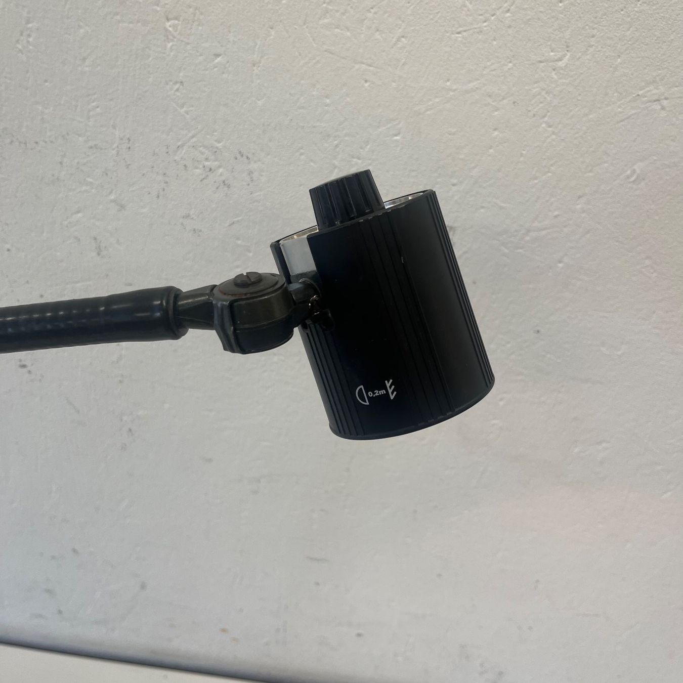 Lampade: Praktische Tisch Arbeitslampe von Waldmann – Usato da Niederdorf venduto da LeptonAG 2