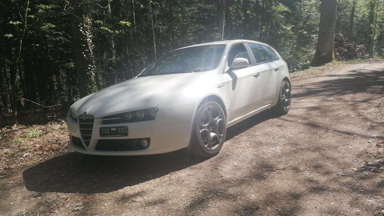 Alfa Romeo Autos: Alfa 159 1.9 jtd – D'occasion à Lignières par syl_9t65 4