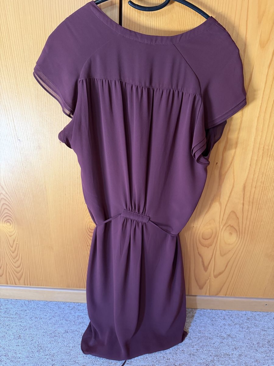 H&M Kleider: Robe d’été bordeau – Gebraucht aus Founex von Hyrienne 1