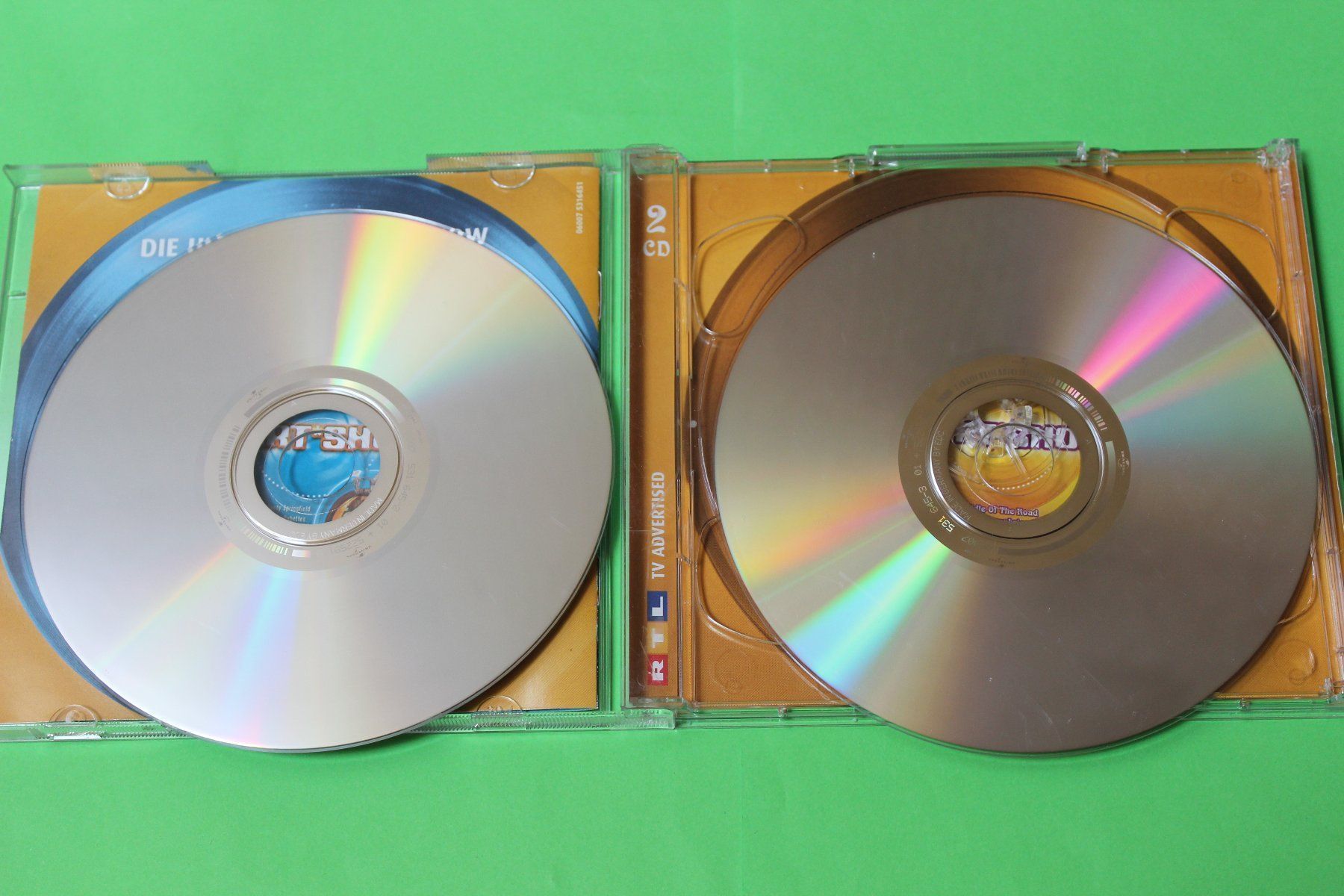 CDs: DIE ULTIMATIVE CHART-SHOW - FLOWER POWER HITS 2CD!!! – Gebraucht aus Tübach von JamesStone 4