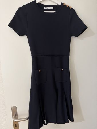ZARA Kleid navy Grösse S mit Knöpfen