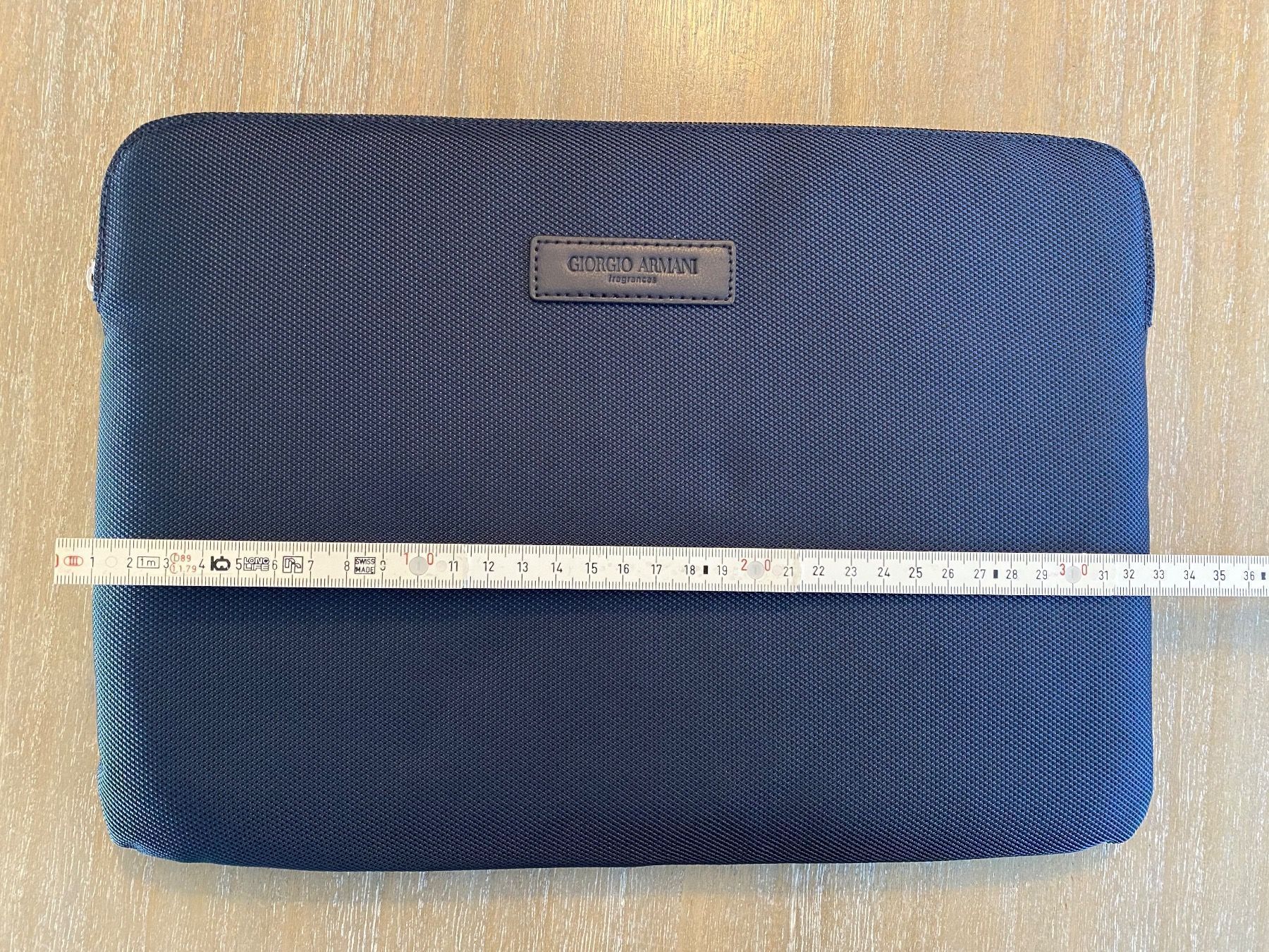 Covers & Borse: Laptop Case, dunkelblau, Armani, neu – Nuovo (secondo la descrizione) da Zürich venduto da Maria2021 5