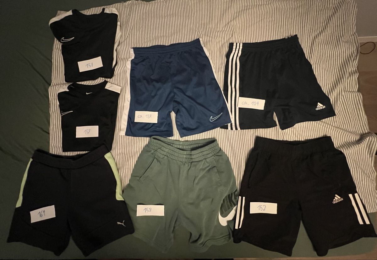 Lotti & Set di vestiti: Sportkleidung Grösse ca. 154-164 – Usato da Herzogenbuchsee venduto da risch2010