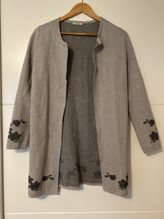 Orsay Strickjacke, Grösse M, Blumenmuster🩶💎