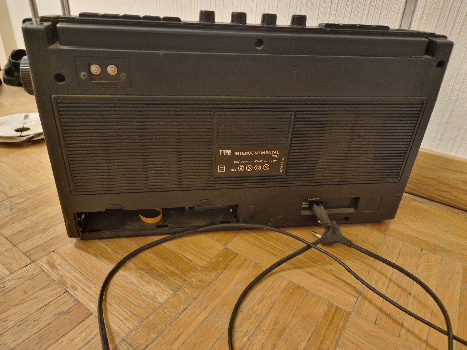 Radio: Radio-cassette ITT Intercontinental – Usato da La Chaux-de-Fonds venduto da Ric_m628 3