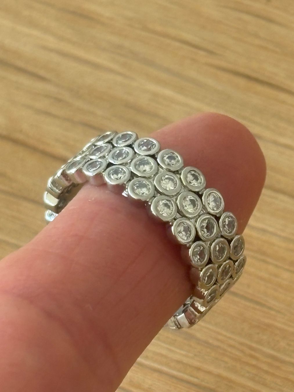 Anelli: Luxus Elegante Gr:18/8 Ring mit  Zirkonia Farbe: Silver – Nuovo (secondo la descrizione) da Biel-Bienne venduto da Roserosse13