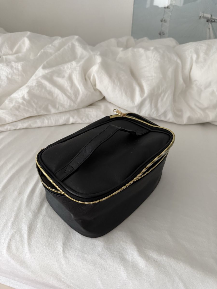 Custodie per cosmetici: Necessaire /Kosmetiktasche, neu – Nuovo e nell'imballaggio originale da Dietlikon venduto da lizz.yy 2