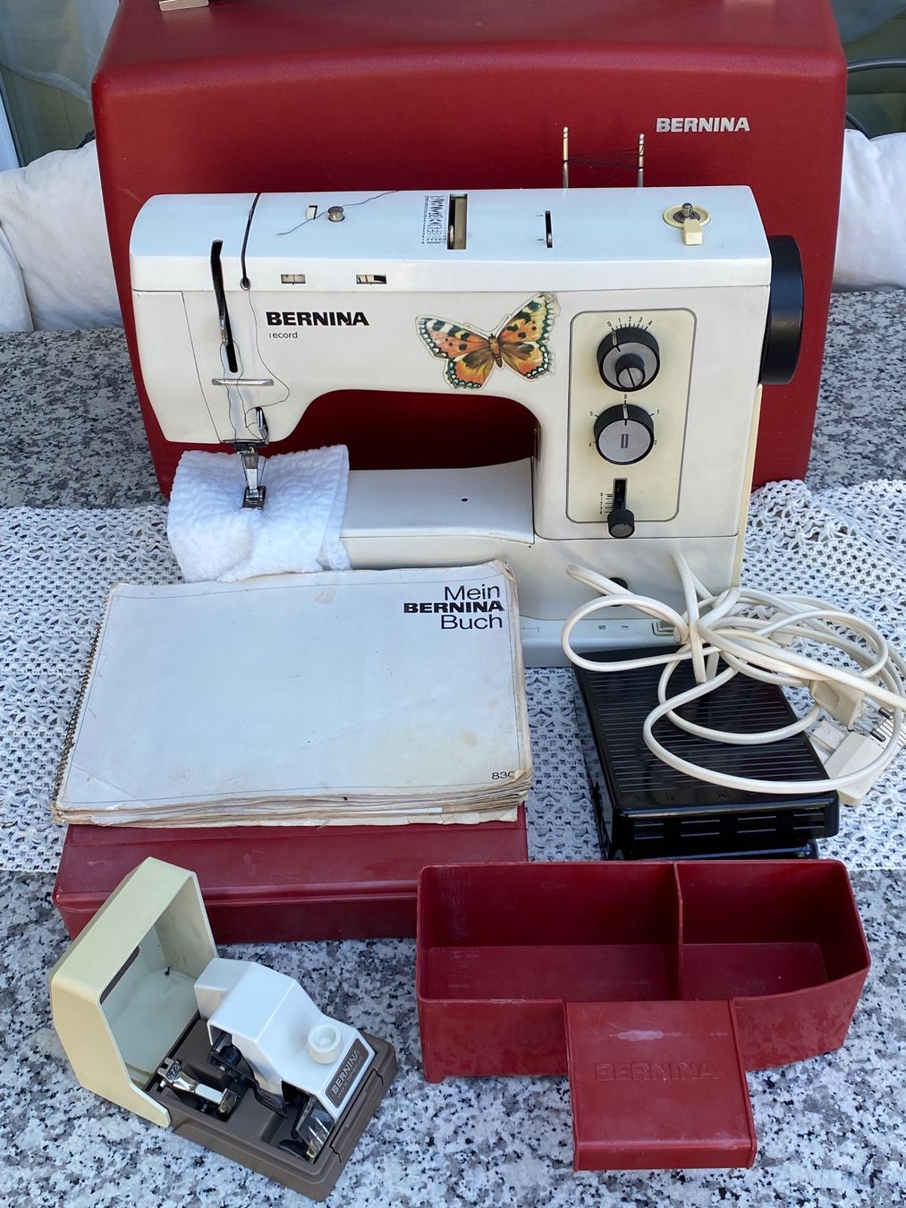 Bernina Macchine da cucire: Bernina 830 Nähmaschine – Usato da Frauenfeld venduto da Peedee-1 1
