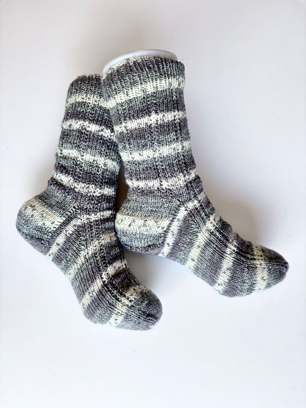 Calze: Weiche handgestrickte Socken, Grösse 38-39 – Nuovo e nell'imballaggio originale da Fislisbach venduto da handglismet 1