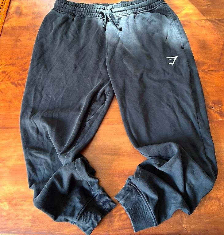 Pantaloni: Joggers GymShark  – Usato da Arogno venduto da mat_r8nt 1