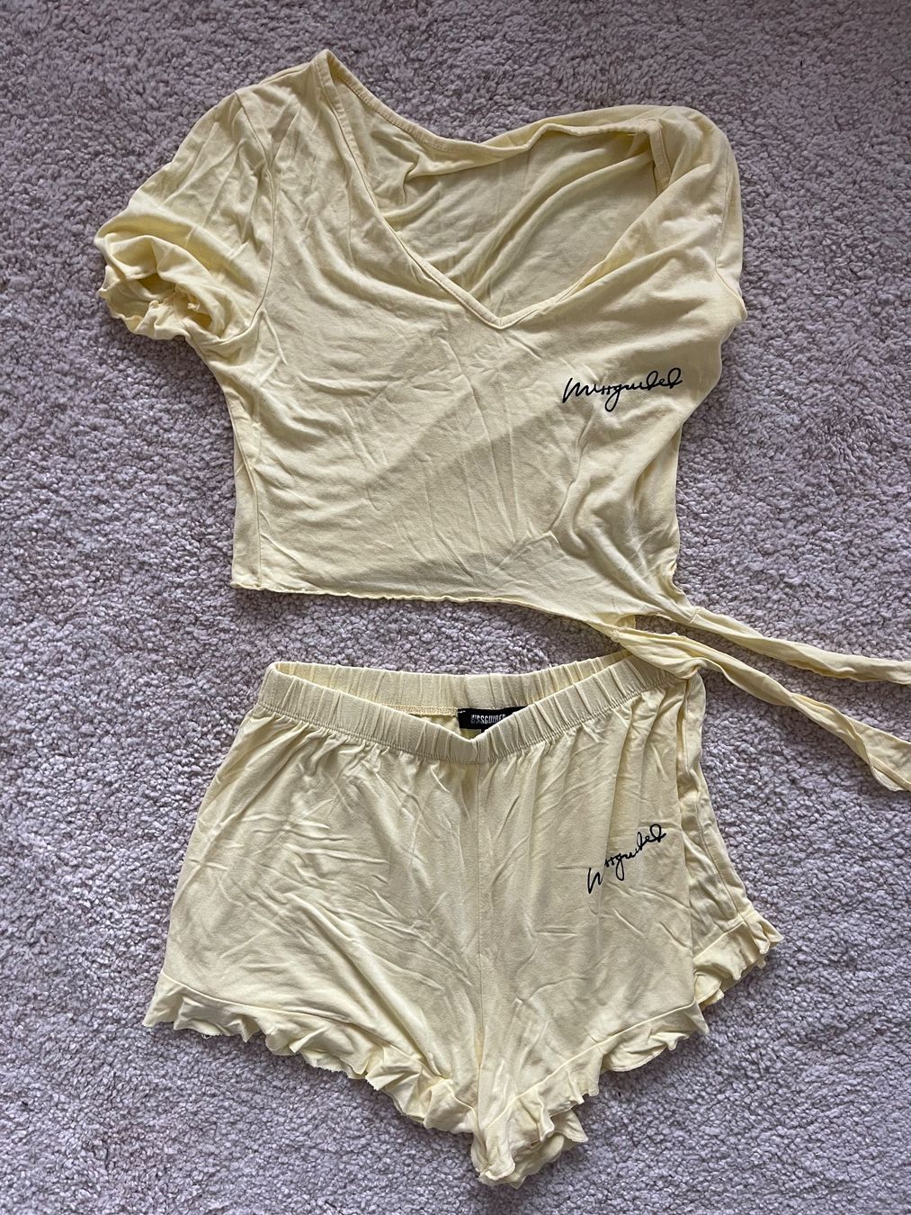 Negligees & Pigiami: Pyjama-Set Missguided – Usato da Zürich venduto da liz_22fd