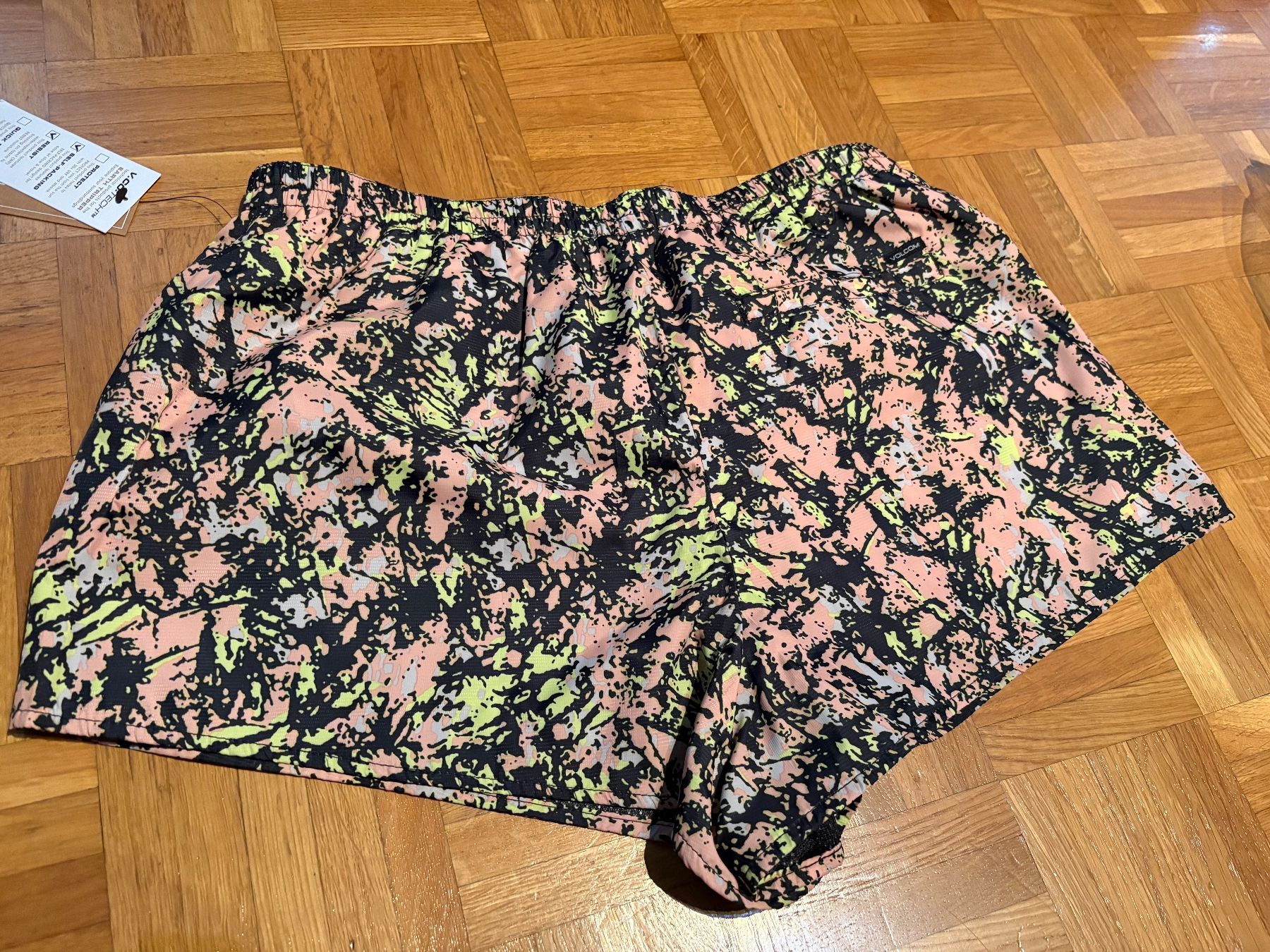 Volcom Pantaloni: Volcom WIND IT UP RUNNER Damen Hose Gr.M – Nuovo e nell'imballaggio originale da Genève venduto da sunandwind 3