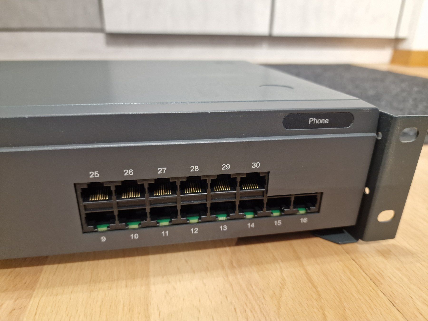 Avaya Telefoni: Avaya IP Office IP500 inkl. Module – Usato da Buchrain venduto da Sssschaller 2