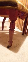 Antiker Biedermeier stuhl mit räder vorne