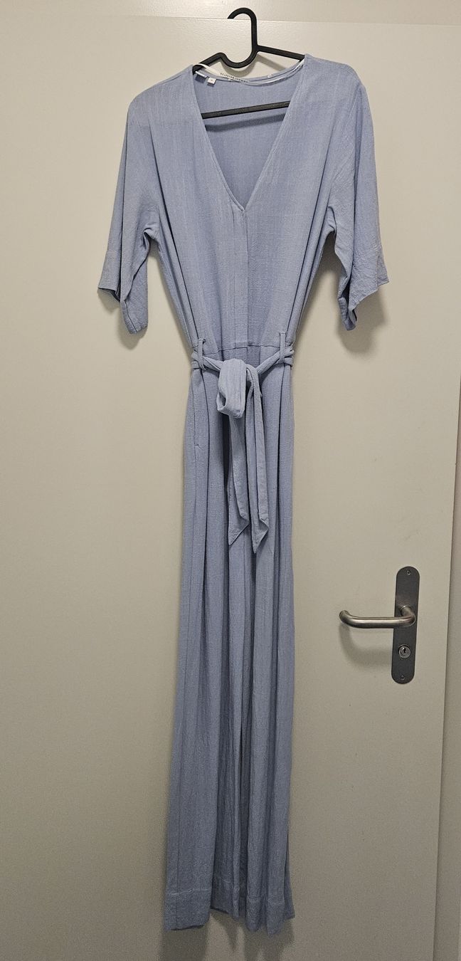 Tute: Sommerlicher Jumpsuit, hellblau, Gr. 36, neuwertig – Usato da Bern venduto da son_gjx2