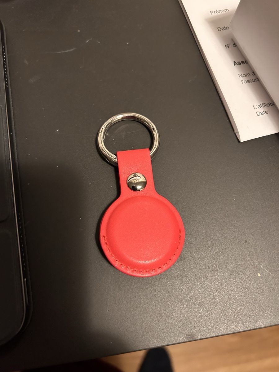 Portachiavi: Keychain Apple AirTag red – Nuovo (secondo la descrizione) da Territet venduto da gue_s7rn