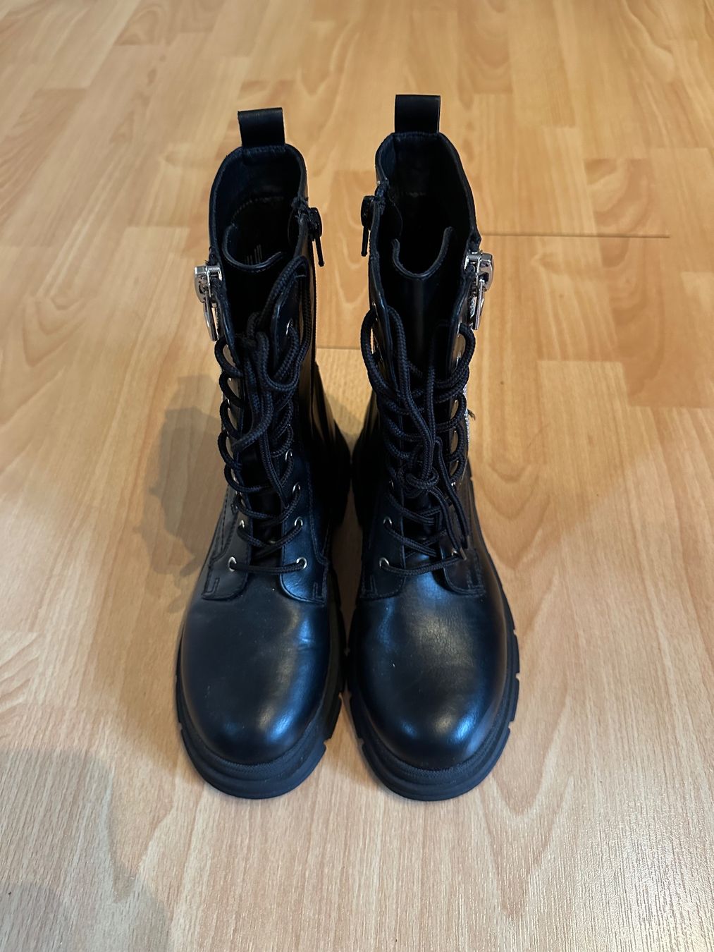 Scarpe per ragazze: Bottes noires - taille 35 – Usato da Peseux venduto da GSM757805
