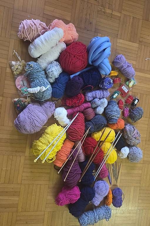 Wolle: Wollreste,Stricknadeln ect. – Gebraucht aus Frenkendorf von ann_cvc5 1