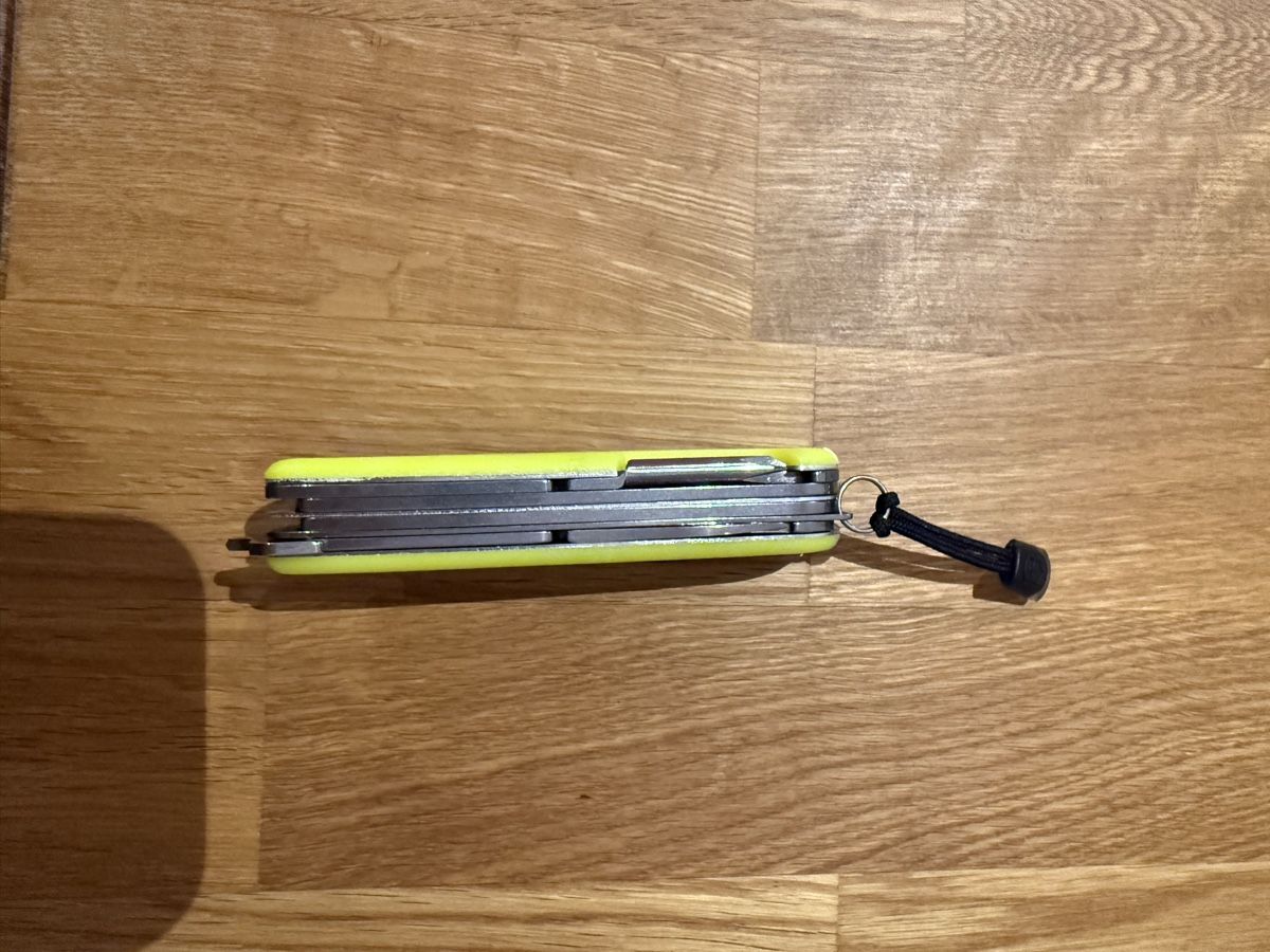 Victorinox Coltelli tascabile: Victorinox Rescue Tool  – Nuovo (secondo la descrizione) da Reisiswil venduto da uleibundgut 5