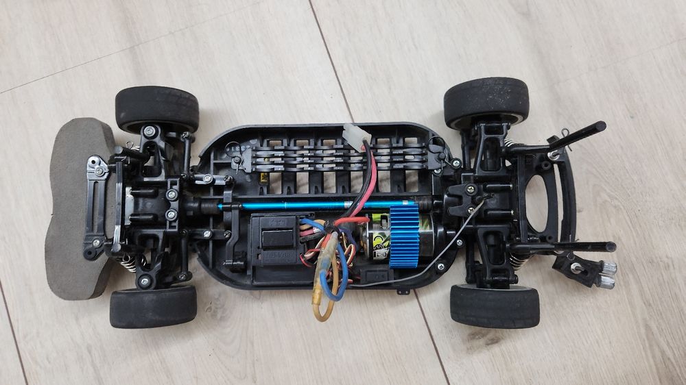 Tamiya RC Kits de montage: RC Car Tamiya TT01 – D'occasion à Dürnten par Latinoviper 7