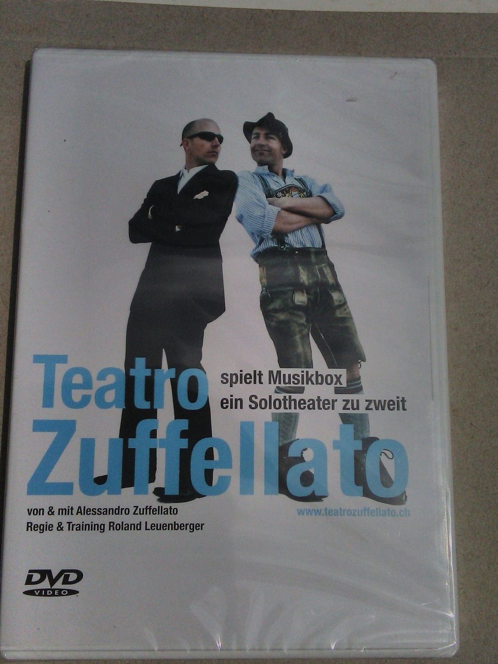 Tutti i DVDs: Teatro Zuffellato   (Schweizer-Comedy) – Nuovo e nell'imballaggio originale da St. Gallen venduto da elk2020