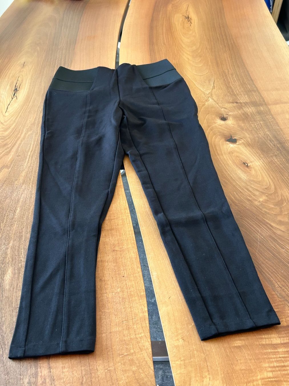 Hosen: Schwarze Stoffhose, Grösse 38 Top Zustand – Neu (gemäss Beschreibung) aus Schötz von chousan
