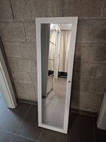 Schmuckschrank-Wandschrank mit Spiegel 