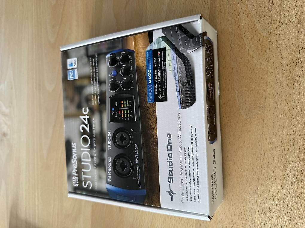Equipement studio: Audio Interface – Neuf avec emballage d'origine à Würenlingen par DerRabe 2
