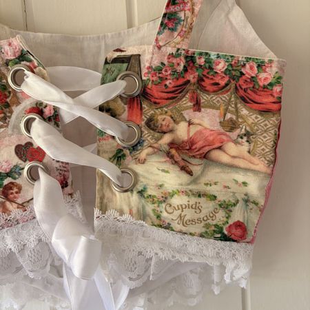 Corset Vintage Style Pink Lace Size S