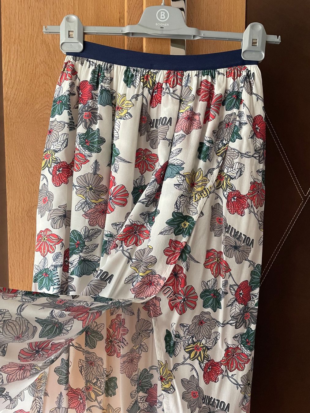 Jupes: ZADIG&VOLTAIRE Jupe multicolor Gr. 36 – D'occasion à Chur par Hortensia03 1