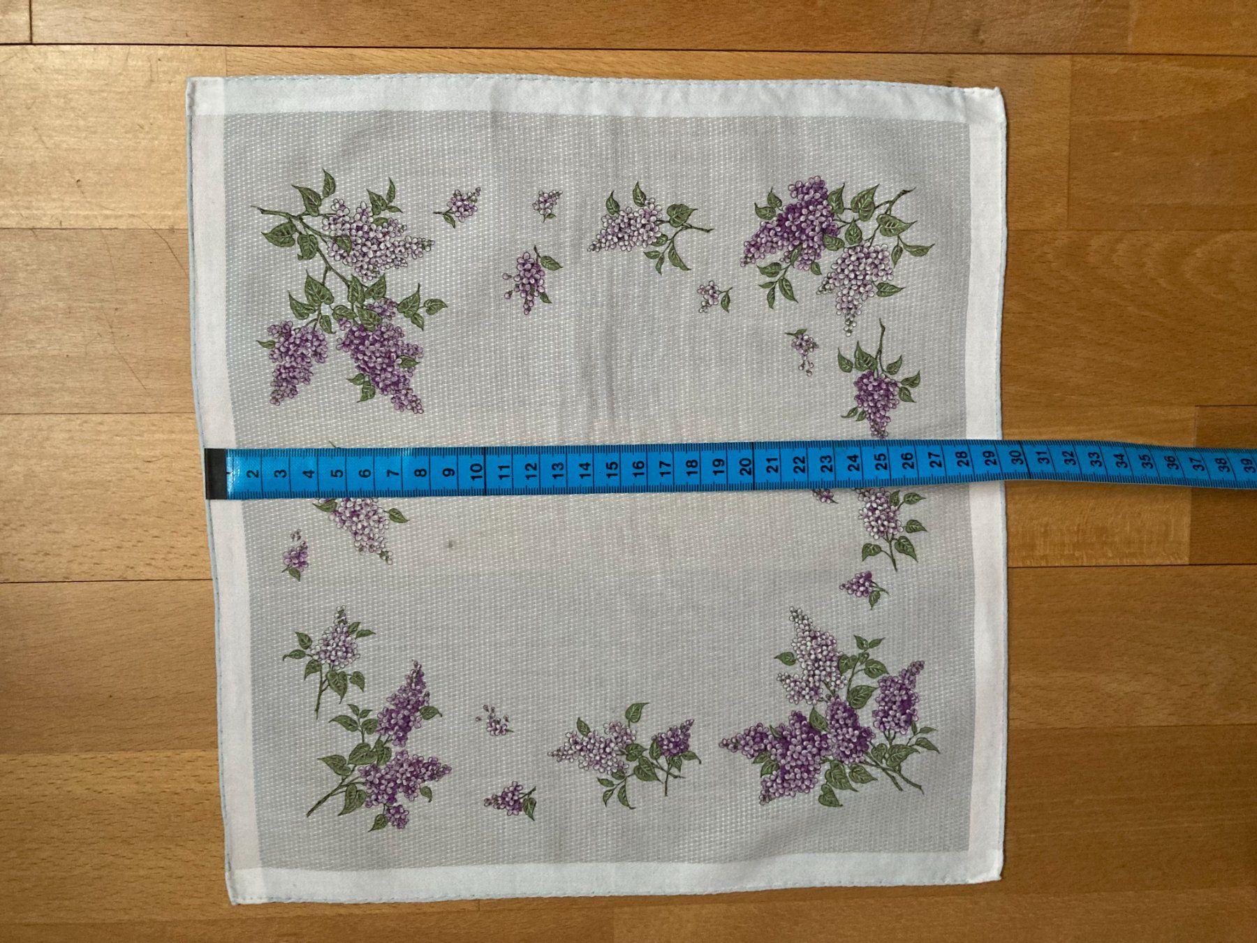 Altro in  Abbigliamento & Accessori: Taschentuch  Mouchoir Flieder  handrolliert – Usato da Subingen venduto da ArtBead 4