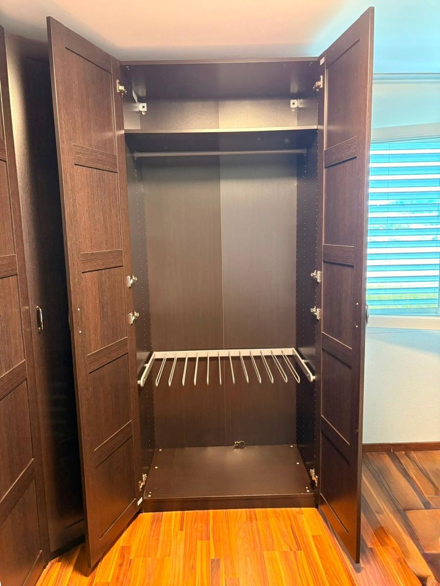 Ikea Schränke: Ikea Pax Kleiderschrank – Gebraucht aus Beromünster von Ana.8 4