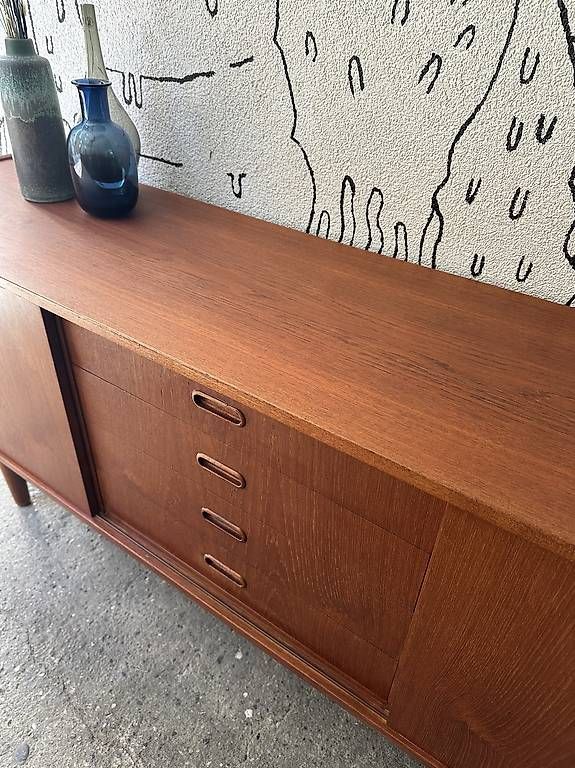 Credenze: Sideboard danois 1960 – Usato da Carouge GE venduto da polymagoo 2