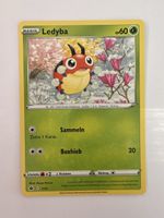 Ledyba Pokemon Sword & Shield - Chilling Reign 1/15 MT