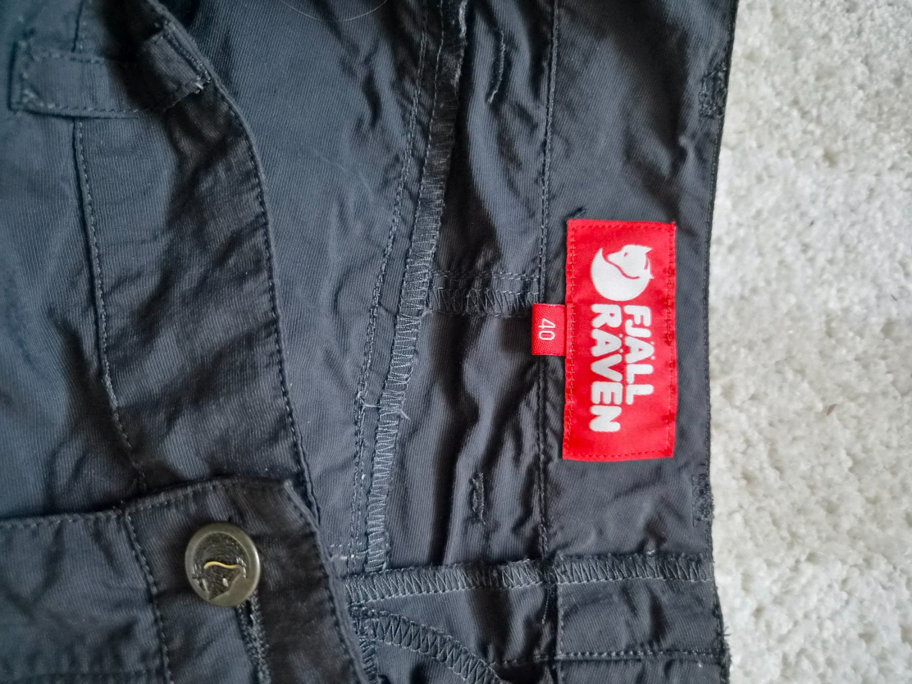 Fjällräven Pantaloni: Fjällräven Wanderhose Grösse 40 – Usato da Langnau am Albis venduto da Ramuce 1