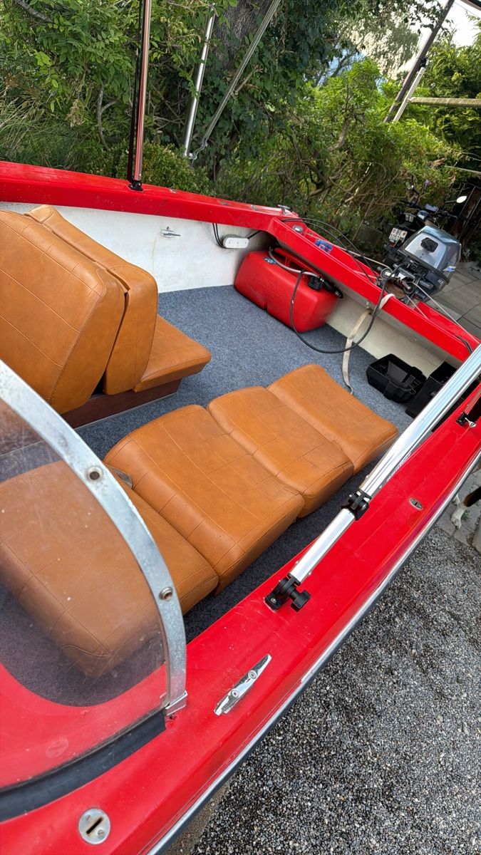 Boote: Motorboot 8PS, technischer Zustand TOP – Gebraucht aus Vinelz von AlexNetti007 4